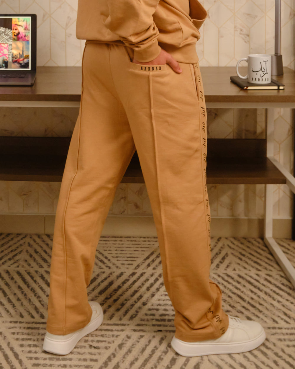 BEIGE JOGGER PANTS - MP001